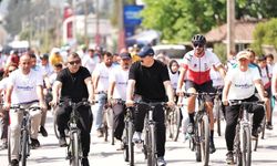 Başkan Kotan Konyaaltılılar ile bisiklet sürdü
