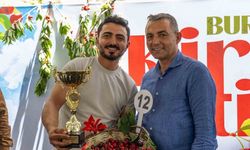 Burmahan’da ilk kez kiraz festivali düzenlendi
