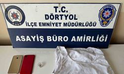 Ehliyet sınavında kopya çekmek isteyen şahıs kulaklığı takarken yakayı ele verdi