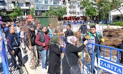 Isparta Belediyesi 15 bin adet meyve fidanı dağıttı