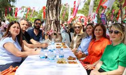 Manavgat Belediyesi’nden Anneler Günü’ne özel renkli etkinlik