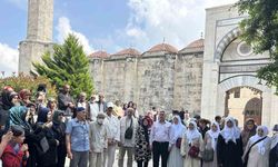 Mersin Tarsus’ta ilk hac kafilesi uğurlandı