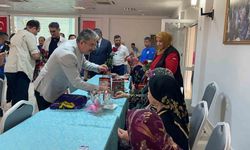 Osmaniye’de huzurevinde kalan annelerin günü kutlandı