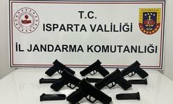 Şarkikaraağaç’ta ruhsatsız silah operasyonu