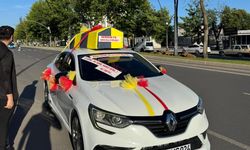 Araçlarına Fenerbahçe Bayraklı Tabut Yerleştiren İki Sürücüye Ceza