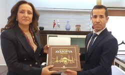 Burdur Valisi Bilgihan, AA Antalya Bölge Müdürlüğünü ziyaret etti
