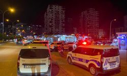 "Dur" İhtarına Uymayıp Kaçarken Polis Memuruna Çarptı