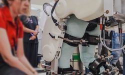 Felçlileri Yürüten Robotlar Serebral Palsili Çocuklara Umut Oldu