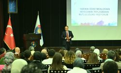Erhan Baydur, KSÜ'de Öğretmen Adaylarıyla Buluştu