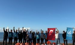 Aksu Ülkü Ocakları sahil temizliği yaptı