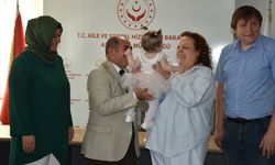 Antalya Havalimanı'nda tuvalette bulunan bebek, Rus yetkililere teslim edildi