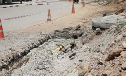 Hatay'da yol çalışmasında doğal gaz borusu delindi