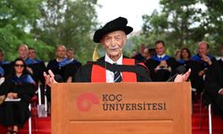 Koç Üniversitesi, 31'inci dönem mezunlarını verdi