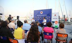Mersin'deki "Bilim Kafe" etkinliğinde ağız ve diş sağlığı ele alındı