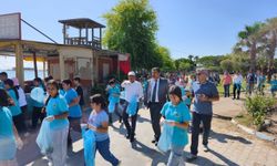 Yumurtalık’ta sahilde temizlik yapıldı