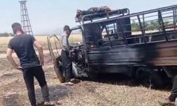 Kamyonet yanarak kullanılamaz hale geldi