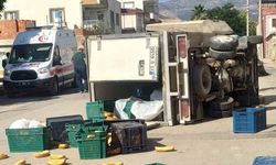 Kamyonetler çarpıştı, sürücülerden biri yaralandı
