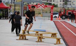 Mersin’de itfaiye eri adayları parkur sınavına hazırlanıyor
