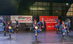 Minikler Türkiye Halk Oyunları Şampiyonası Manavgat’ta coşkuyla sona erdi