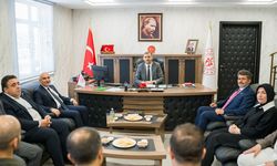 AK Parti Teşkilatı, Gençlik ve Spor İl Müdürü Özdemir'i Ziyaret Etti