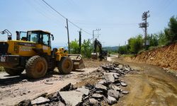 Andırın’da 10 Mahallenin Daha Ulaşım Konforu Büyükşehir’le Artıyor