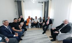 Cumhurbaşkanı Erdoğan'dan Depremzede Aileye Ziyaret