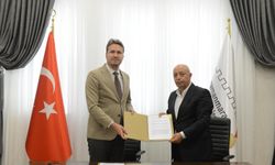 KİÜ ve Büyükşehir Belediyesi Arasında İş Birliği Protokolü İmzalandı