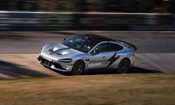Xiaomi SU7 Ultra, Nürburgring’de Elektrikli Üst Segmentte Rekor Kırdı