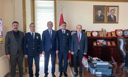 Afşin’de Emniyet Personeline Yeni Rütbeleri Takdim Edildi