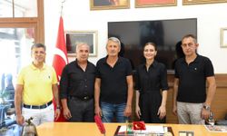 Antalyalılar Derneği yönetimi, Korkuteli Belediye Başkanı Caran'ı ziyaret etti