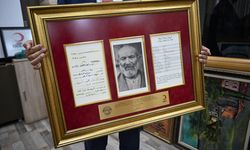 Filistin cephesinde İngilizlere esir düşen dedesinin mektubuna 107 yıl sonra kavuştu