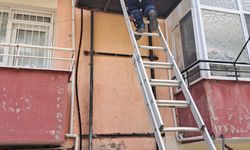 Hatay'da asansörde mahsur kalan anne ile kızı itfaiye ekiplerince kurtarıldı
