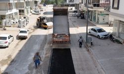 Kumluca'da asfalt çalışması yapıldı