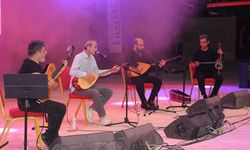 Sanatçı Cengiz Özkan, Hatay'daki konserini şehitler nedeniyle yarıda kesti