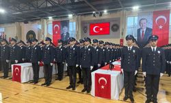 Adana’da 323 polis adayı yemin ederek mezun oldu