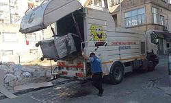 Akdeniz Belediyesinden temiz kent ve sağlıklı çevre için kesintisiz hizmet