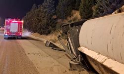 Osmaniye’de kontrolden çıkan tır devrildi: 1 yaralı