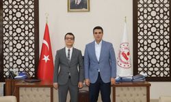 Gölcük Cumhuriyet Başsavcısı Sarı, Kaymakam Demirel’e Veda Ziyaretinde Bulundu