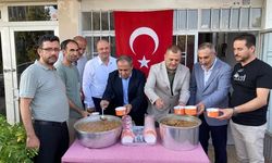Kahramanmaraş Hayır Gönüllüleri Derneği'nin Aşure Programına Yoğun İlgi
