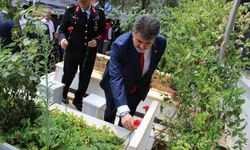 Gaziantep ve çevre illerde 15 Temmuz dolayısıyla şehitlikler ziyaret edildi