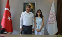 Fatih Kaba, LGS Şampiyonu İklima Su Polat’ı Ödüllendirdi