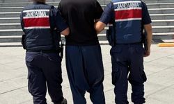 Mersin'de imece usulü hazırlanan aşure vatandaşlara dağıtıldı