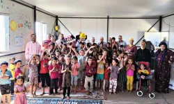 Dünya Mülteci Günü’nde Anlamlı Ziyaret: Tarsus’ta Minik Yürekler İçin Büyük Dokunuş