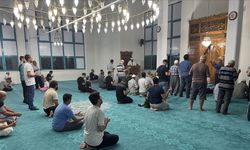 Türkiye'deki orman yangınlarının sona ermesi için Hatay'da camilerde dua edildi