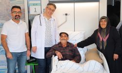 80 Yaşındaki Hastaya Kalp Durdurulmadan Kapalı Ameliyat