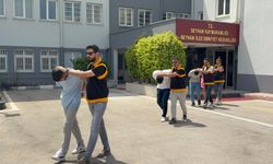 Adana'da dolandırıcılık girişiminde bulundukları öne sürülen 8 şüpheli tutuklandı