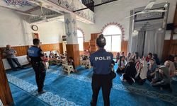 Anamur'da polis ekipleri Kur'an kursu öğrencilerine trafik kurallarını anlattı