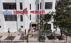 Kumluca Belediyesi Gençlik Merkezi'nde çocuklar eğlenerek öğreniyor
