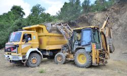 Kumluca'da yayla yollarında bakım ve onarım çalışması