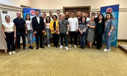 Osmaniye'de Öz Finans-İş Sendikası tarafından banka çalışanlarına eğitim verildi